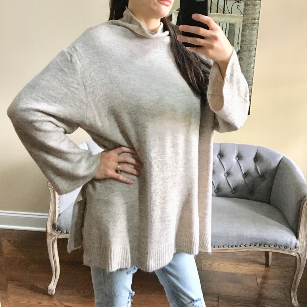 ✨Last ✨ Oversized Tunic/Sweater - Picture 2 of 8